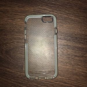 Tech 21 iPhone 6/6s case